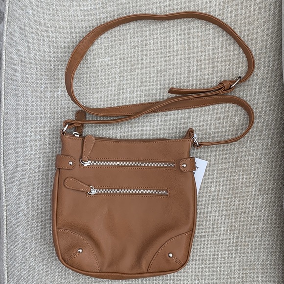 Crossbody Purse NWT - Picture 1 of 6